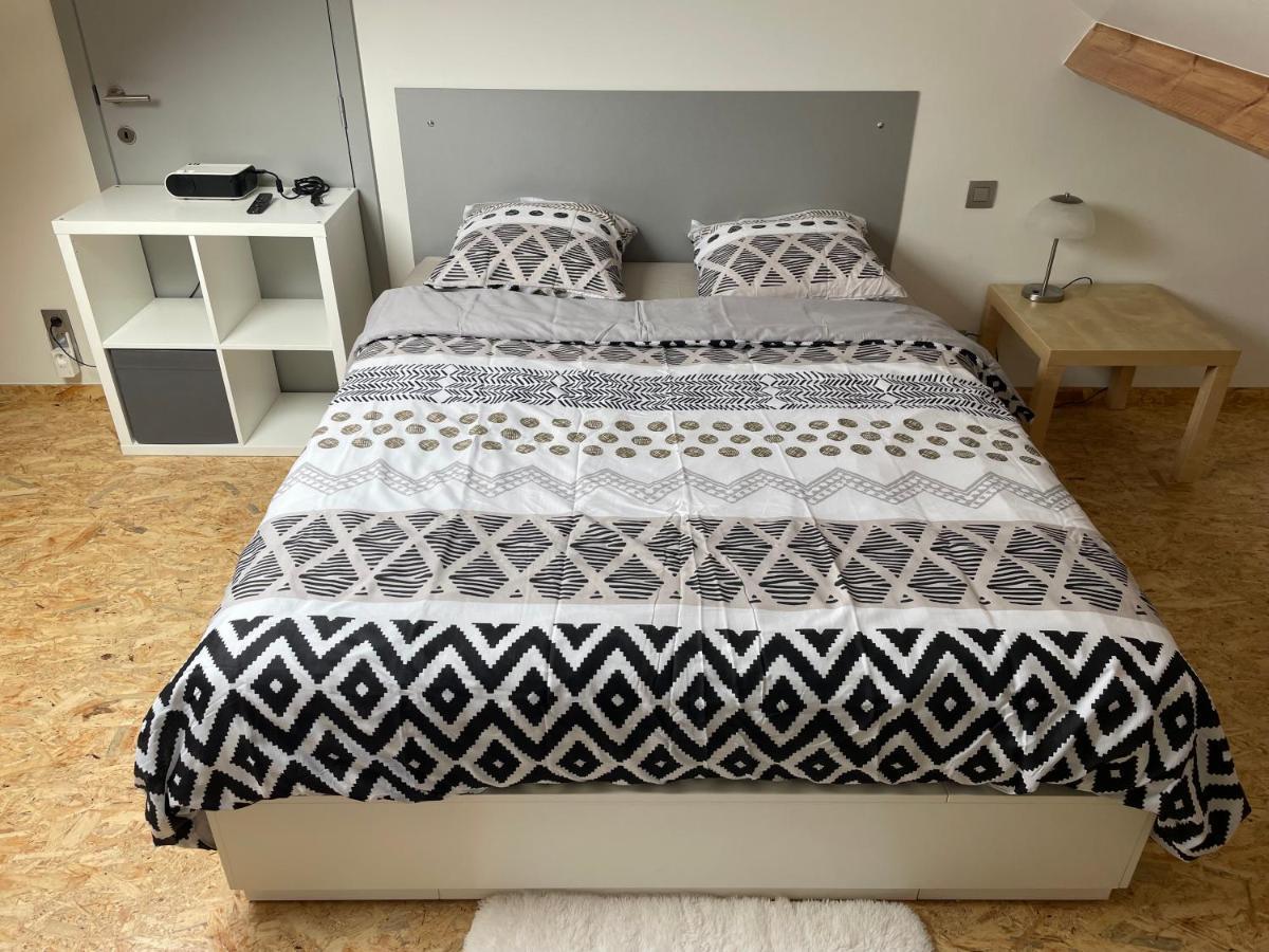 Studio Ag Apartment Jambes Exterior foto